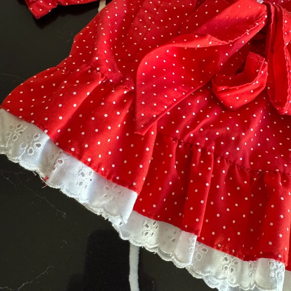 Polly Flinders charming red